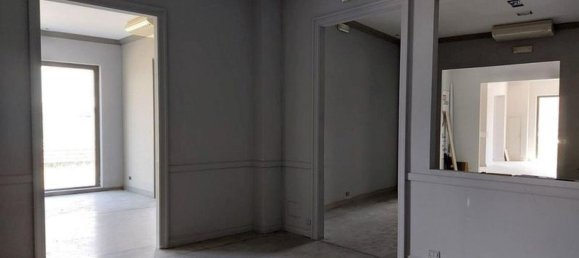 Gewerbliche Immobilie in Sassari, Italy 643m², Nr. 372505 23