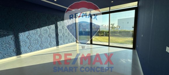 6 bedrooms Villa in Abu Dhabi, UAE No. 36514 3