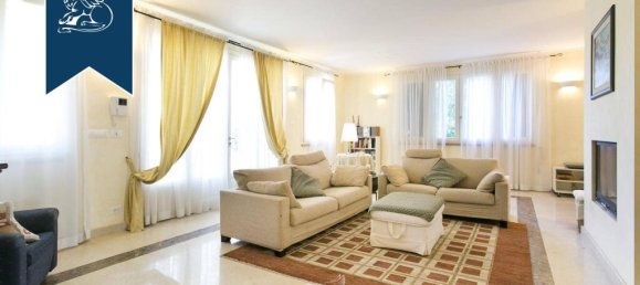 10 Schlafzimmer Villa in Lucca, Italy, Nr. 386265 48