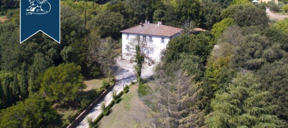 10 Schlafzimmer Villa in Lucca, Italy, Nr. 386265 2