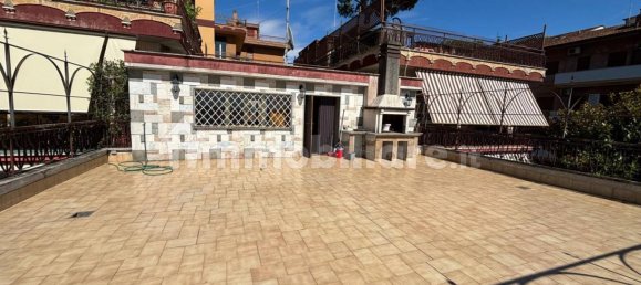 4 غرف نوم شقة في Rome, Italy رقم 321429 46