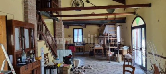 16 غرف نوم فيلا في Ferrara, Italy رقم 326928 2