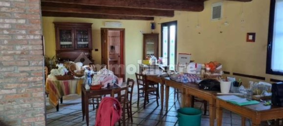 16 غرف نوم فيلا في Ferrara, Italy رقم 326928 3