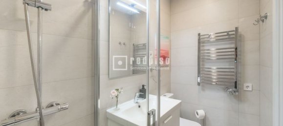 1 bedroom Penthouse in Madrid, Spain No. 171798 5