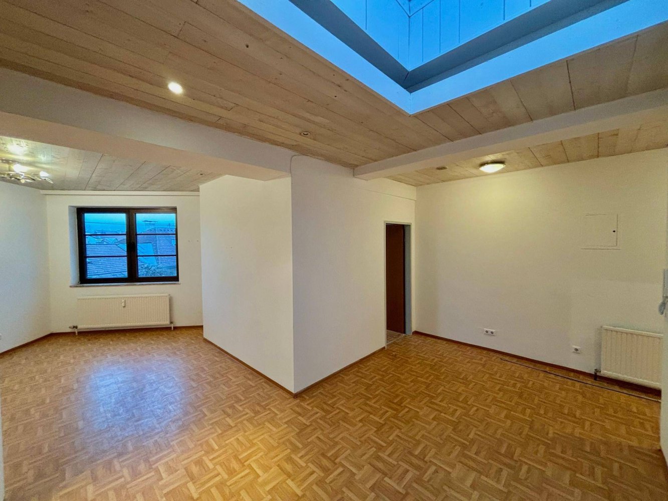 79m² Office in Jenbach, Austria No. 224687