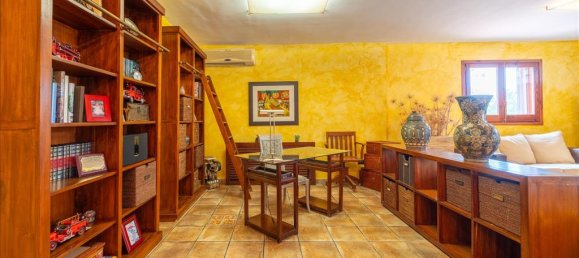 5 bedrooms Villa in Naquera, Spain No. 12810 21