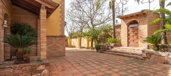 5 bedrooms Villa in Naquera, Spain No. 12810 16