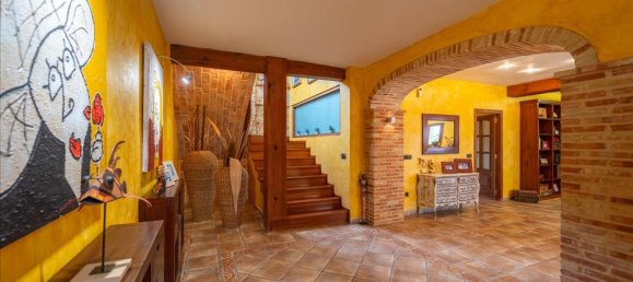 5 bedrooms Villa in Naquera, Spain No. 12810 18