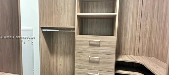 1 dormitorio propiedad comercial en venta en Miami, Miami-Dade, Florida, USA № 615772 10