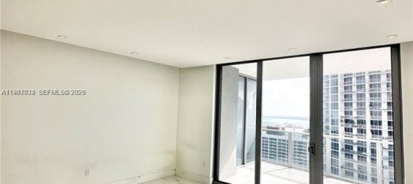 1 dormitorio propiedad comercial en venta en Miami, Miami-Dade, Florida, USA № 615772 11