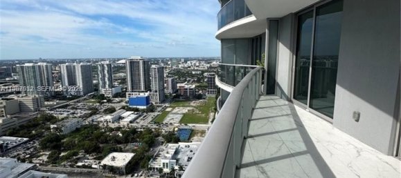 1 dormitorio propiedad comercial en venta en Miami, Miami-Dade, Florida, USA № 615772 16