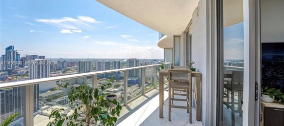 1 dormitorio propiedad comercial en venta en Miami, Miami-Dade, Florida, USA № 615772 18