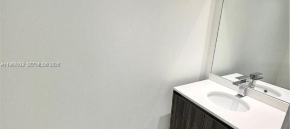 1 dormitorio propiedad comercial en venta en Miami, Miami-Dade, Florida, USA № 615772 15