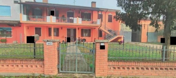 Casa de 6 divisões em Castelnovo Bariano, Italy N.º 217915 6