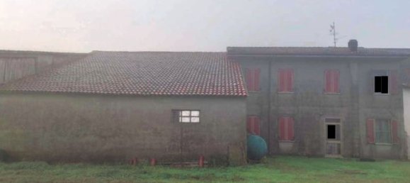 Casa de 6 divisões em Castelnovo Bariano, Italy N.º 217915 14