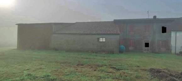 Casa de 6 divisões em Castelnovo Bariano, Italy N.º 217915 13