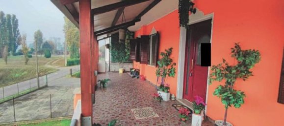 Casa de 6 divisões em Castelnovo Bariano, Italy N.º 217915 43