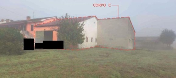 Casa de 6 divisões em Castelnovo Bariano, Italy N.º 217915 7