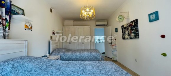 Villa de 4+1 en Kemer, Turkey No. 26352 7