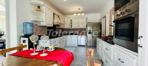 Villa de 4+1 en Kemer, Turkey No. 26352 13