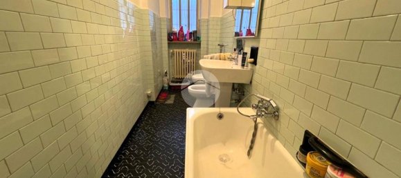 1 bedroom Apartment in Turin, Italy No. 86327 18