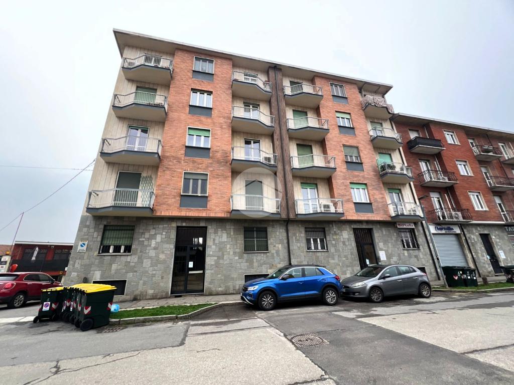 1 bedroom Apartment in Turin, Italy No. 86327