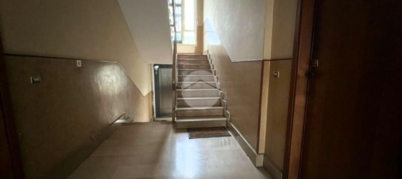 1 bedroom Apartment in Turin, Italy No. 86327 8