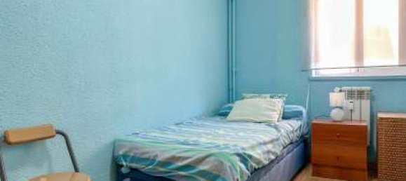 3 bedrooms Apartment in Madrid, Spain No. 154590 25