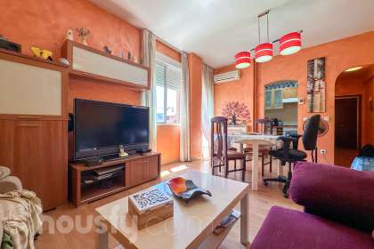 3 bedrooms Apartment in Madrid, Spain No. 154590