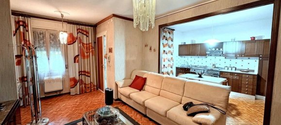 5 bedrooms Villa in Bomporto, Italy No. 327797 21