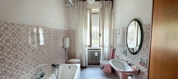 5 bedrooms Villa in Bomporto, Italy No. 327797 3