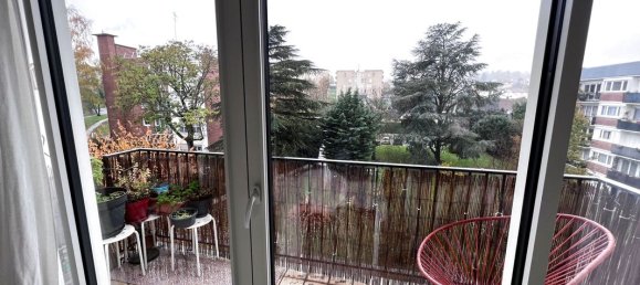 Apartamento de 2 dormitorios en Domont, France No. 183972 3