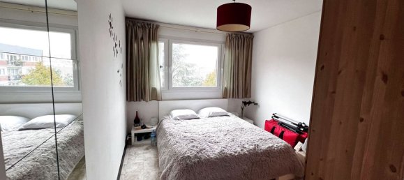 Apartamento de 2 dormitorios en Domont, France No. 183972 4