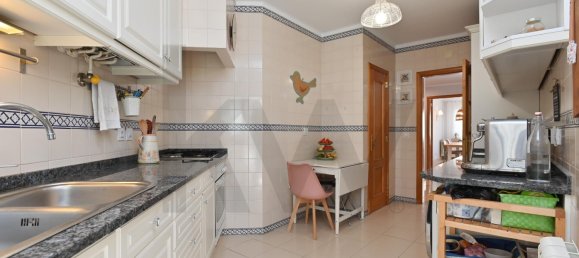 3 Schlafzimmer Wohnung in Cascais, Portugal, Nr. 236301 8