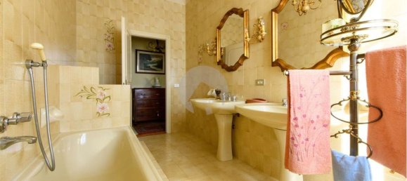 15-Zimmer Villa in Reggio Emilia, Italy, Nr. 105401 29