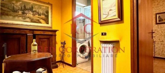 2 chambres Appartement à Reggio Emilia, Italy No. 101843 5