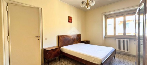 Квартира с 4 комнатами в Рим, Италия № 29618 9