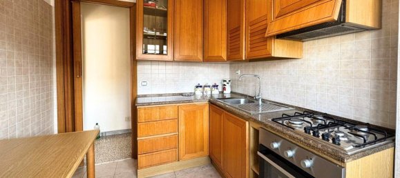 Квартира с 4 комнатами в Рим, Италия № 29618 44