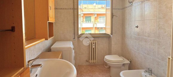 Квартира с 4 комнатами в Рим, Италия № 29618 46