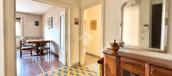 Квартира с 4 комнатами в Рим, Италия № 29618 29