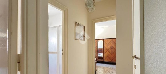 Квартира с 4 комнатами в Рим, Италия № 29618 8