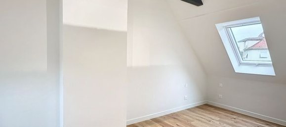 3 rooms Apartment in Strasbourg, France No. 329475 10
