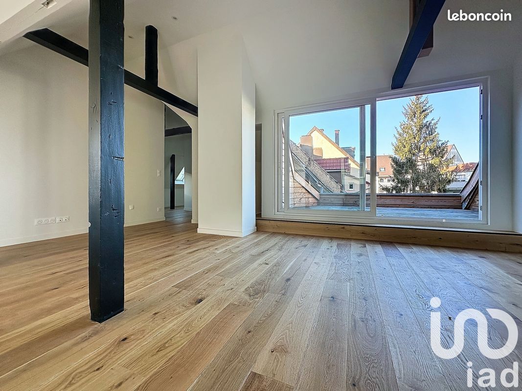 3 rooms Apartment in Strasbourg, France No. 329475