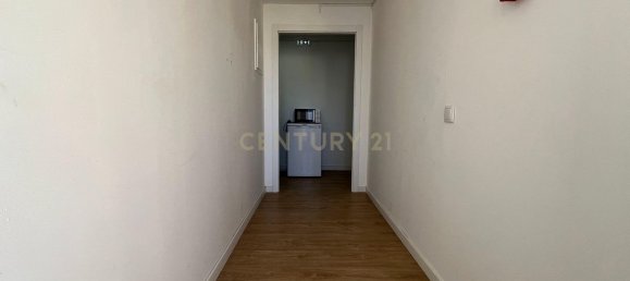 Здание с 1 спальней в Синтра, Португалия № 119663 15