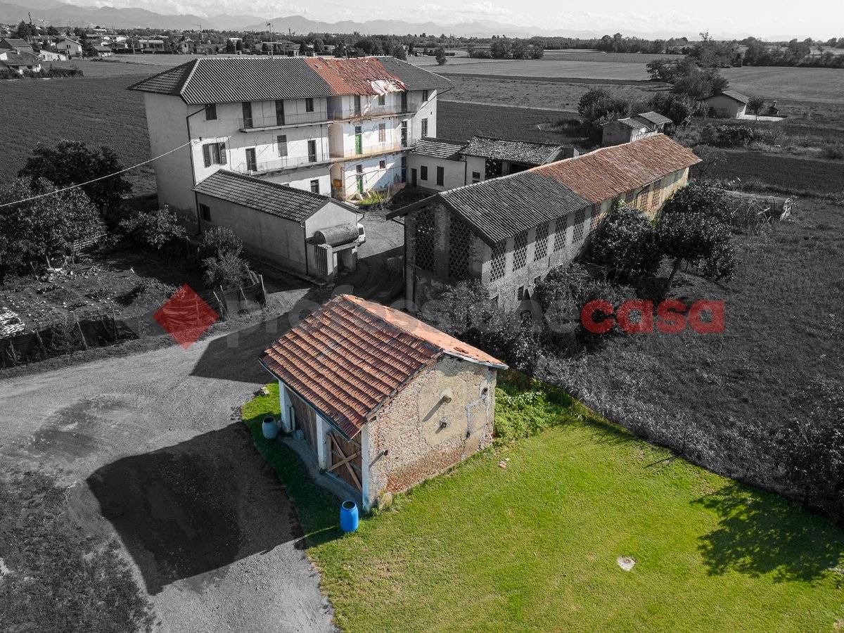 2 bedrooms House in Inzago, Italy No. 92337