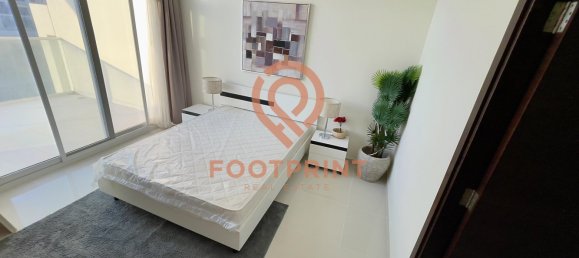 4 bedrooms Townhouse in Dubai, UAE No. 24697 7