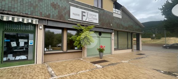 3-salle Propriété commerciale à Terni, Italy No. 271805 3
