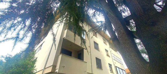 Propiedad comercial de 2 dormitorios en Udine, Italy No. 321074 2