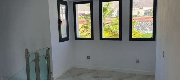 5 غرف نوم منزل في Adeje, Spain رقم 26115 2