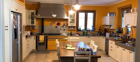 4 bedrooms Villa in Bereguardo, Italy No. 89375 8